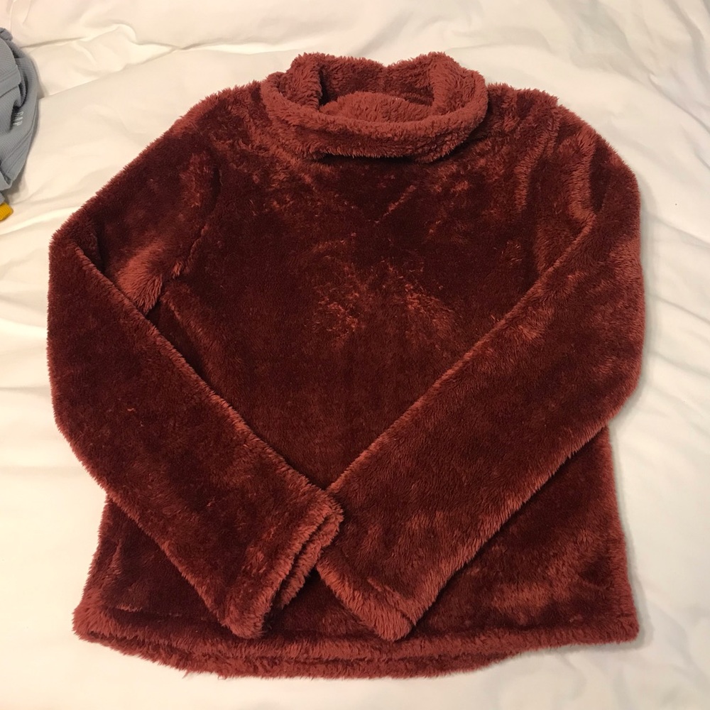 Joy lab xs fuzzy pullover